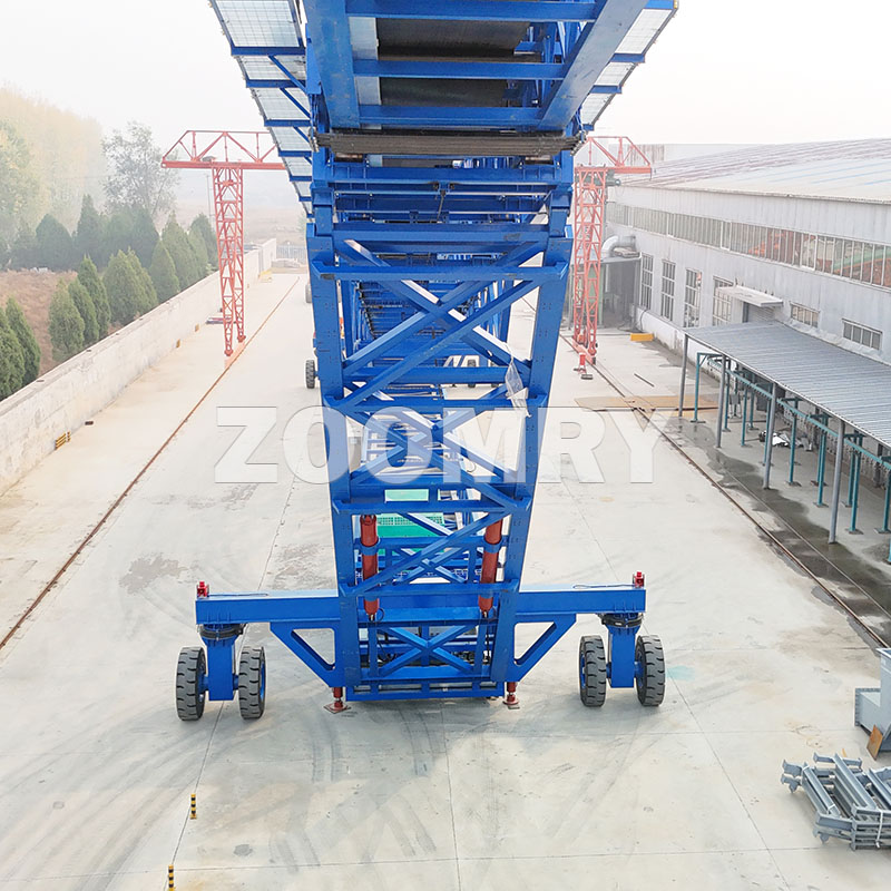 What types of bulk materials are suitable for radial mobile ship loaders? (sea s